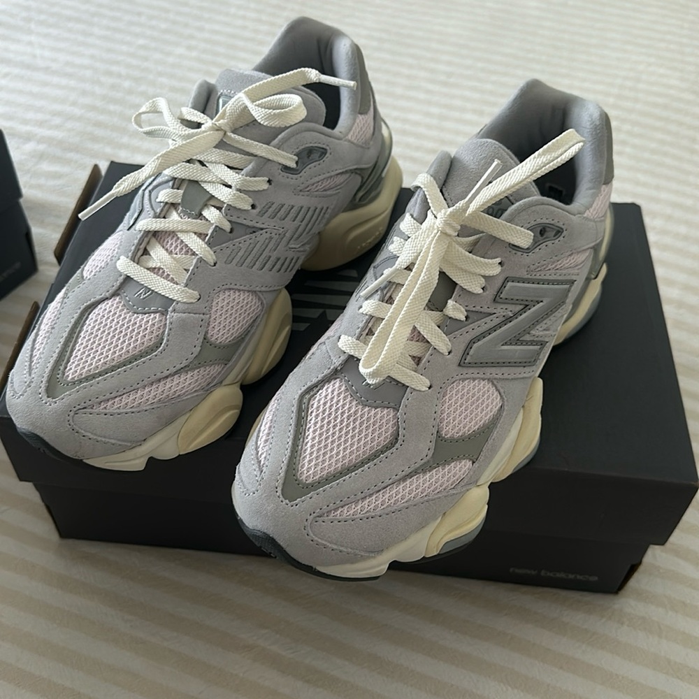 9060 NEW BALANCE